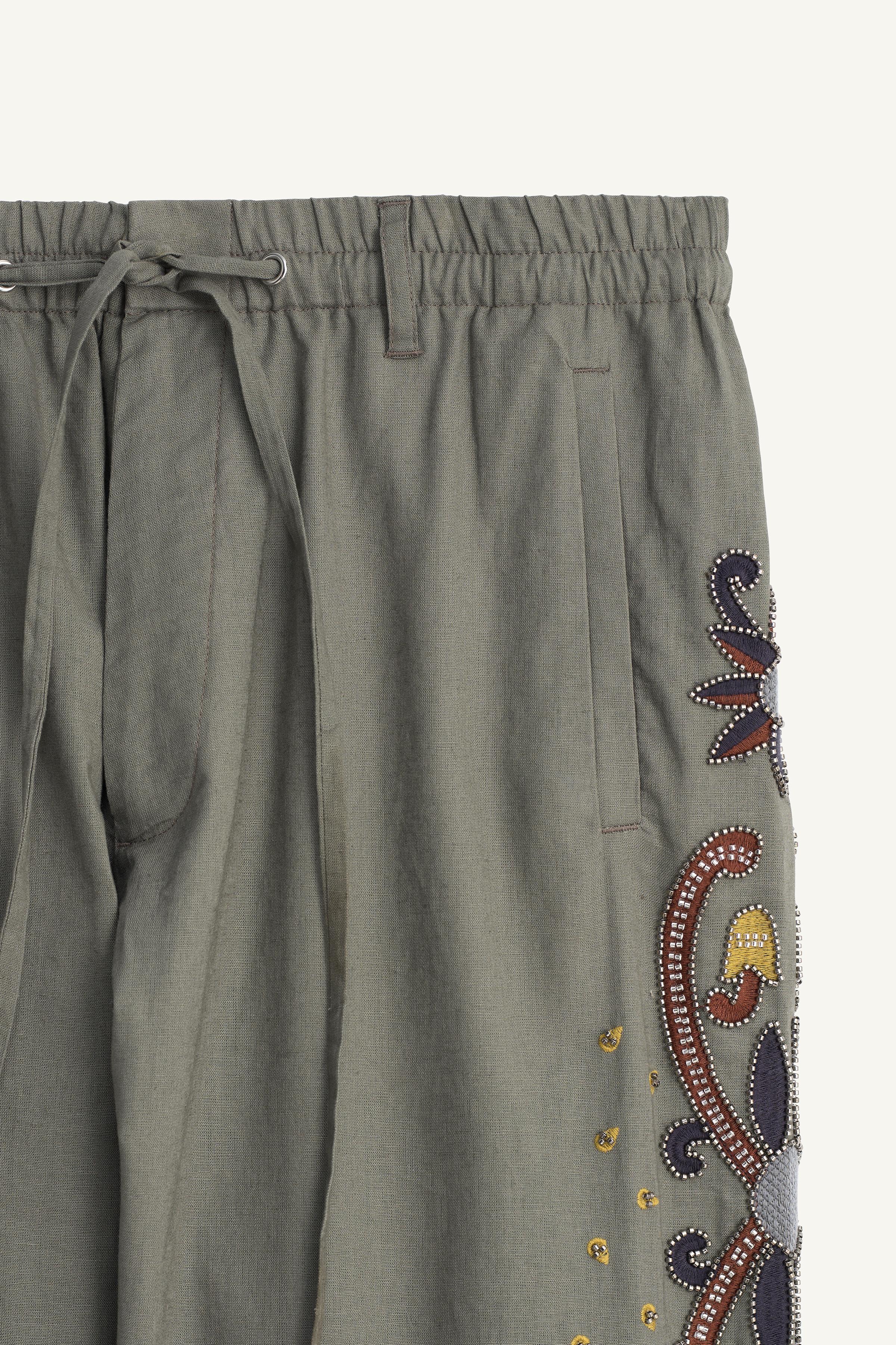 CONTRAST EMBROIDERED LINEN-COTTON PANTS